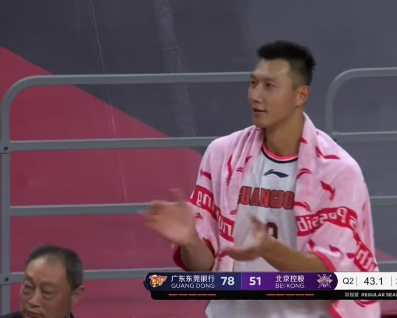 Kaiyun体育投注关于多特蒙德训练开放日，今晚主帅复盘引欢呼，CBA常规赛在即，训练强度明显提升的信息